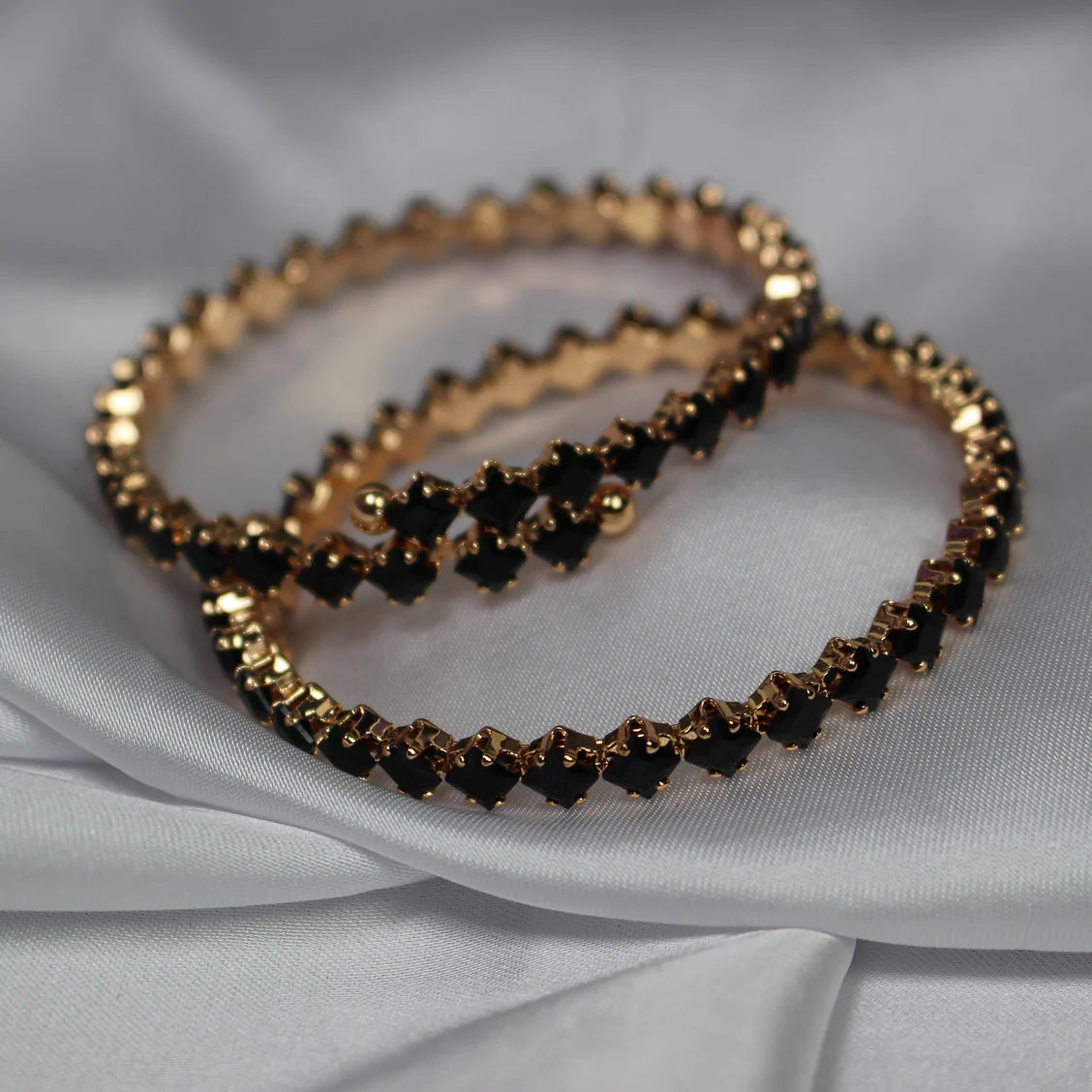 Black Square Stone Bangles – Elegant Adjustable Fashion Single Piece