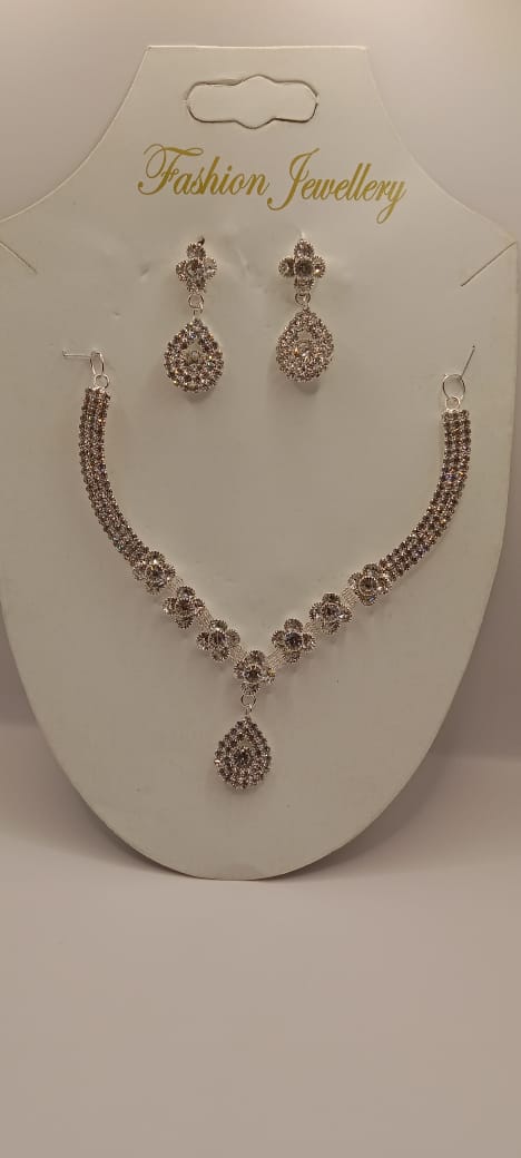 Jewellery Set for Bridals, Necklaces for Girls and Women with free Box - Necklace, Drop Earrings