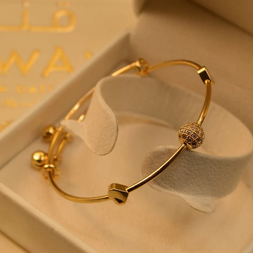Heart Ball Gold Bangle Bracelet